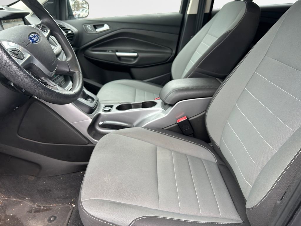 Used 2016 Ford Escape SE w/ Equipment Group 201A image 12