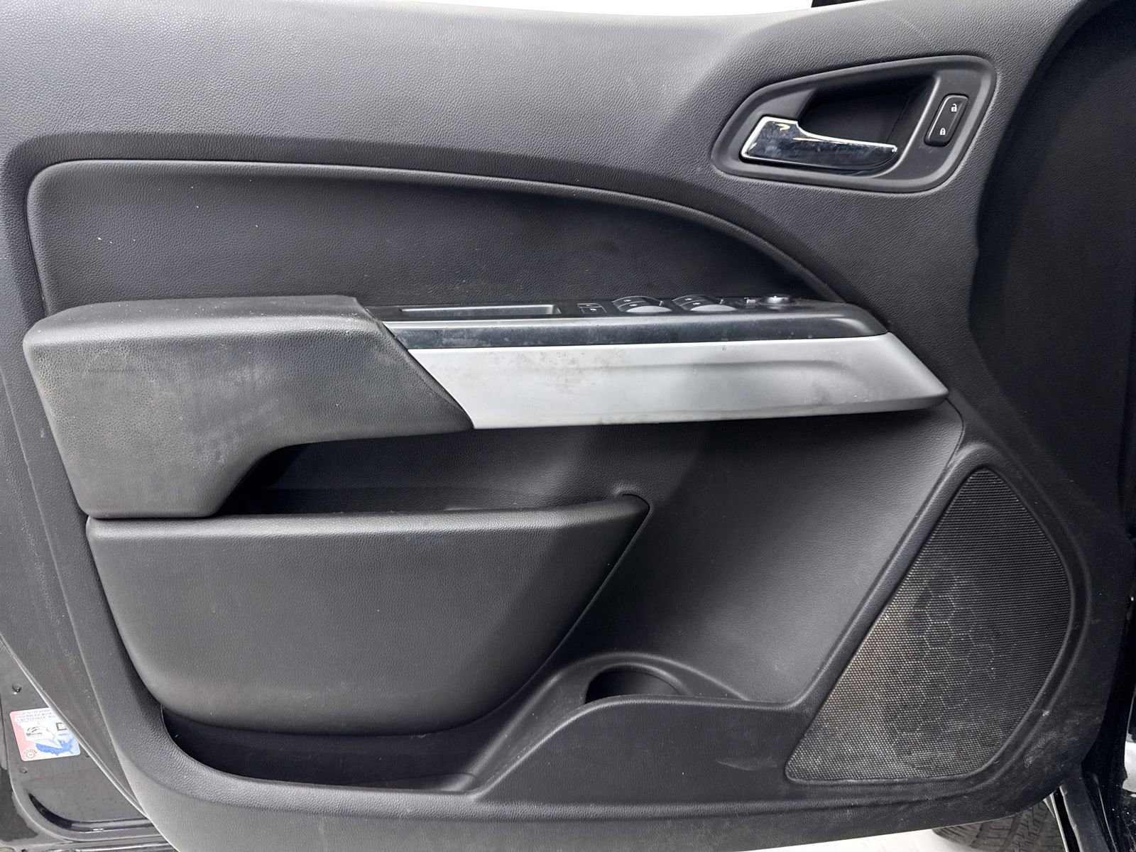 Used 2018 Chevrolet Colorado LT image 24