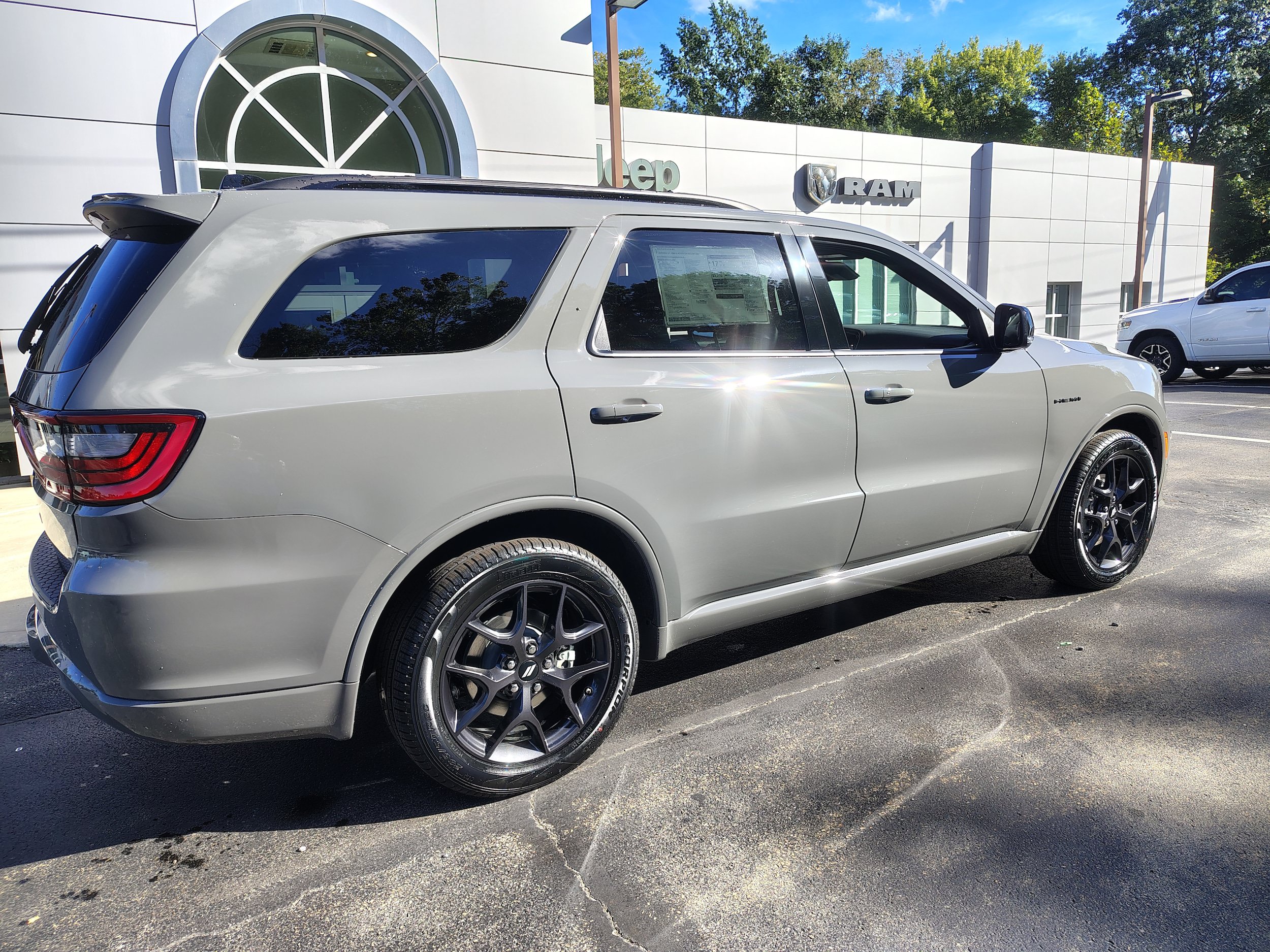 New 2027 Dodge Durango GT AWD/4WD image 16