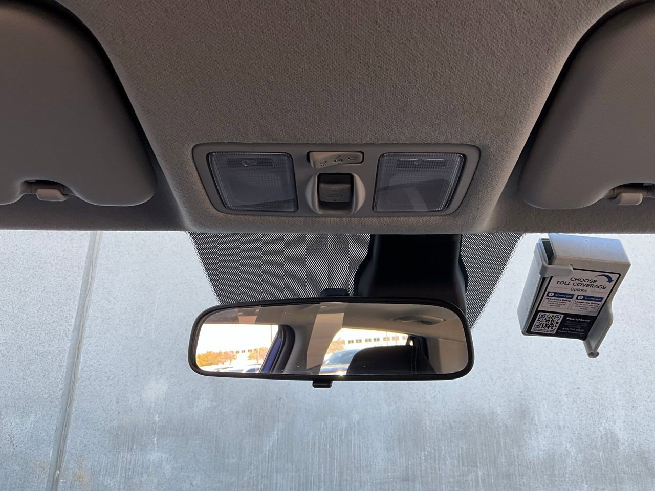 Used 2025 Hyundai Venue SEL image 15