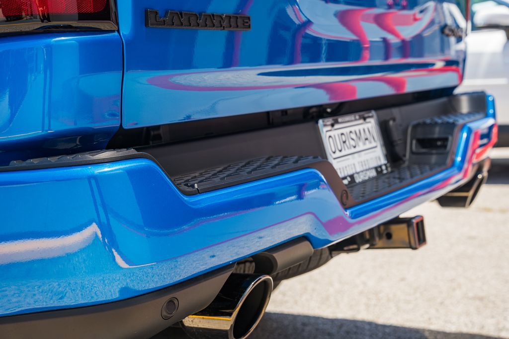 New 2026 RAM 1500 Laramie AWD/4WD image 8