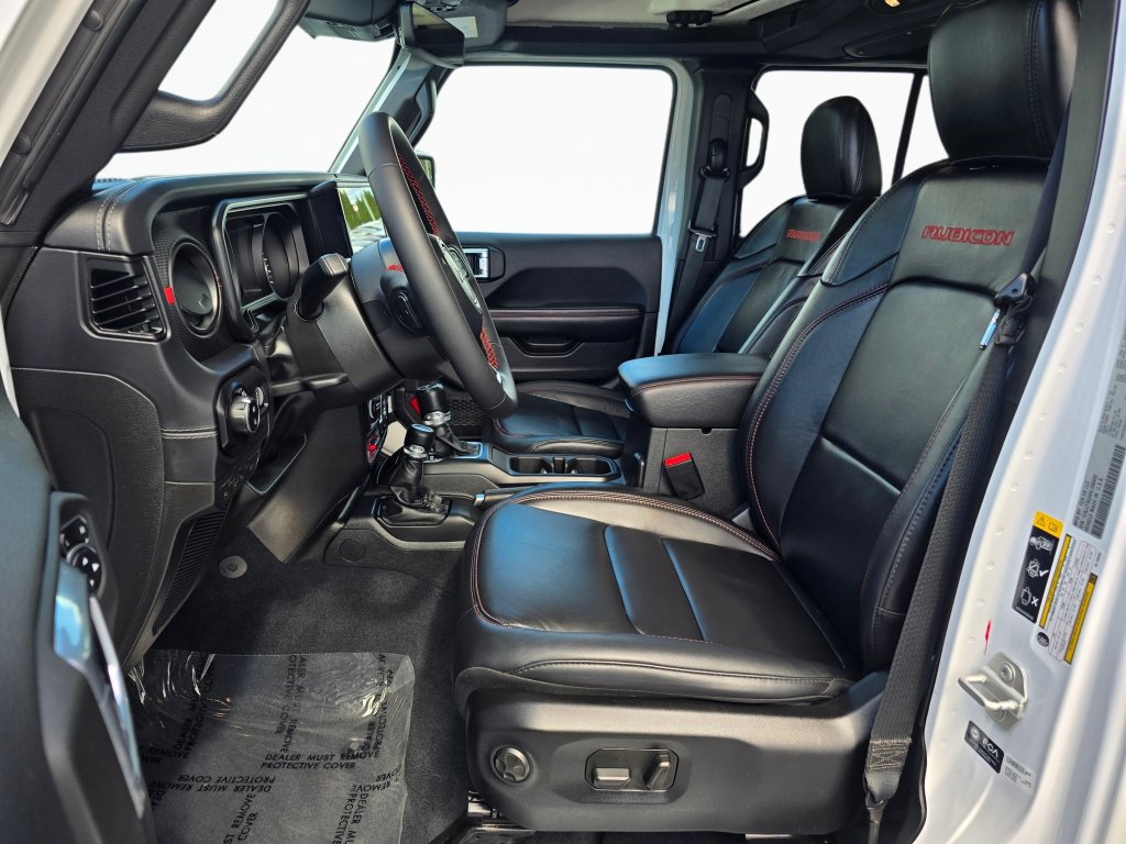 Used 2024 Jeep Gladiator Rubicon AWD/4WD image 15