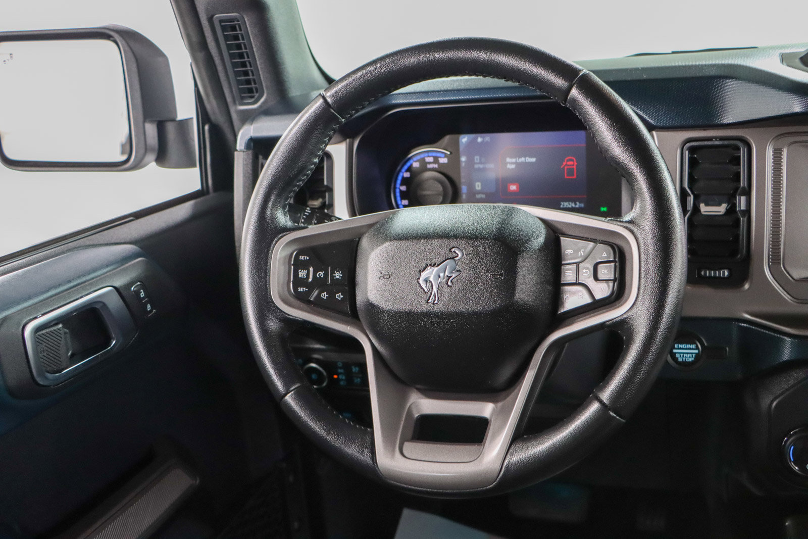 Used 2022 Ford Bronco Outer Banks image 13