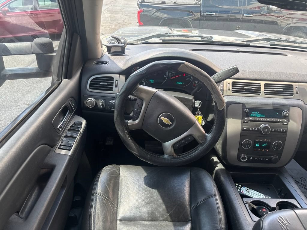 Used 2012 Chevrolet Silverado 3500 LTZ w/ LTZ Plus Package AWD/4WD image 2