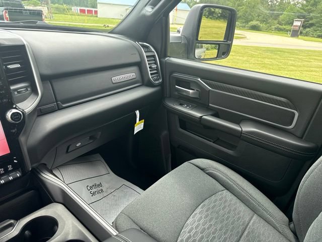 New 2026 RAM 2500 Big Horn AWD/4WD image 30