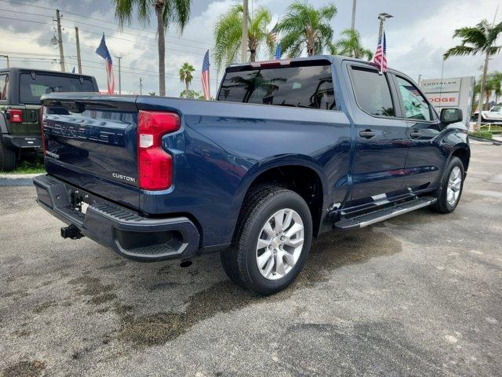 Used 2022 Chevrolet Silverado 1500 Custom RWD image 7