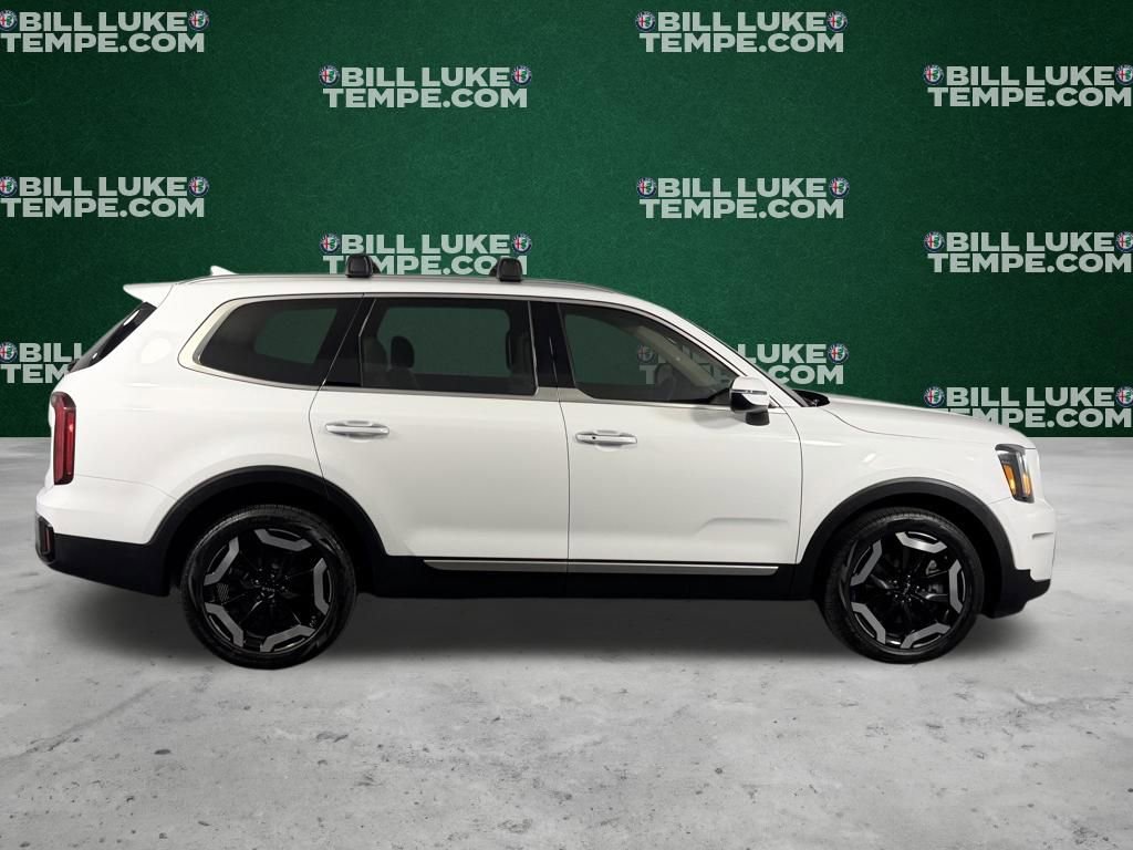 Used 2024 Kia Telluride S image 5