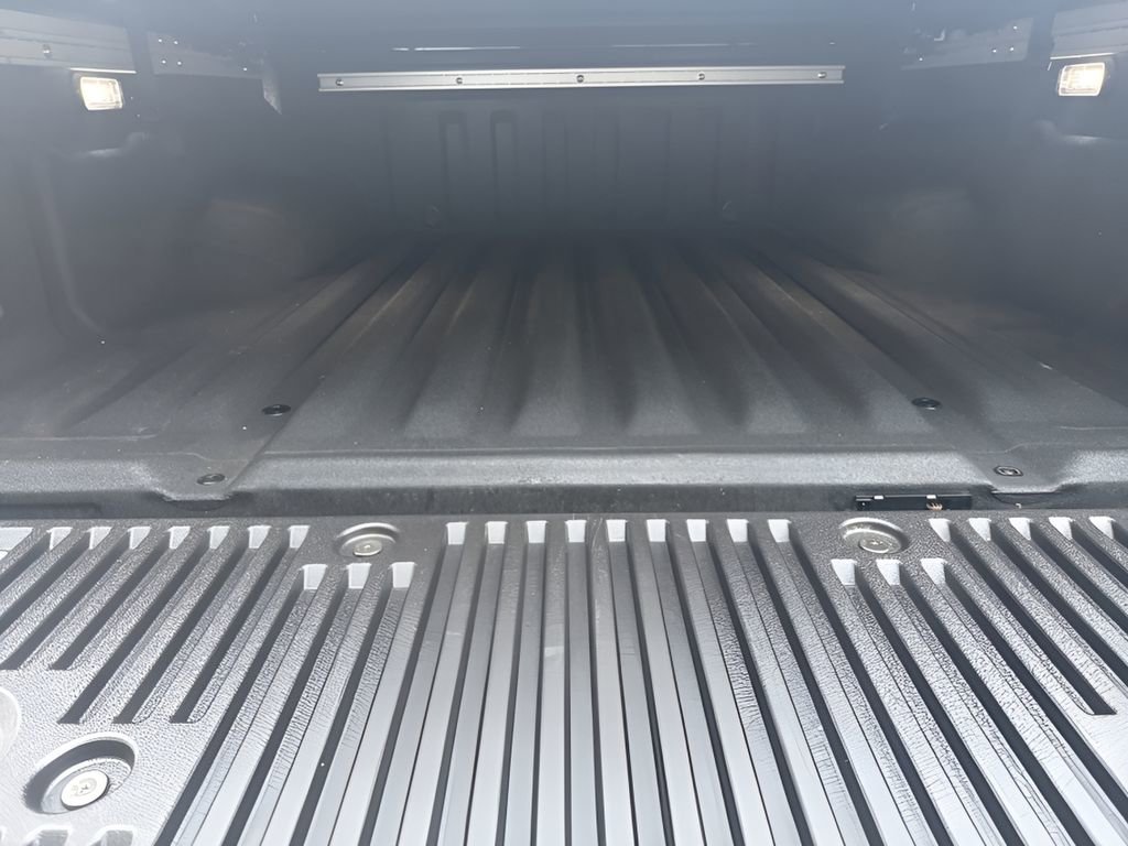 Used 2023 Nissan Frontier SV w/ SV Convenience Package image 27