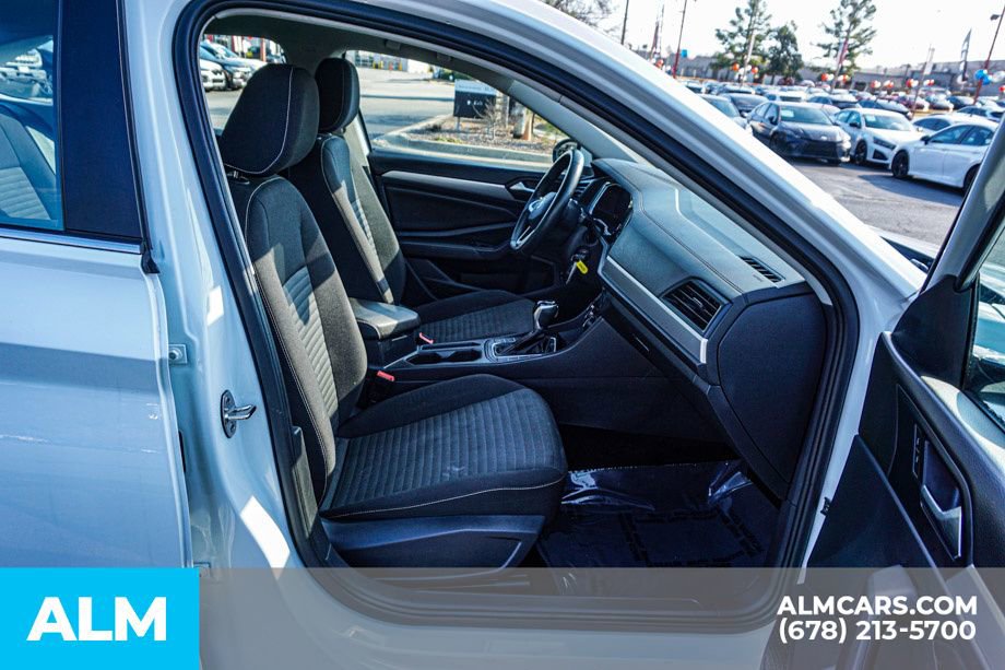 Used 2024 Volkswagen Jetta S image 23
