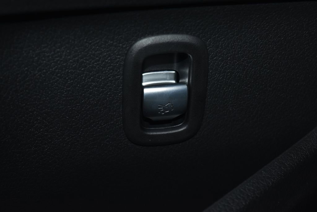 Certified 2025 Mercedes-Benz C 300 C 300 image 7