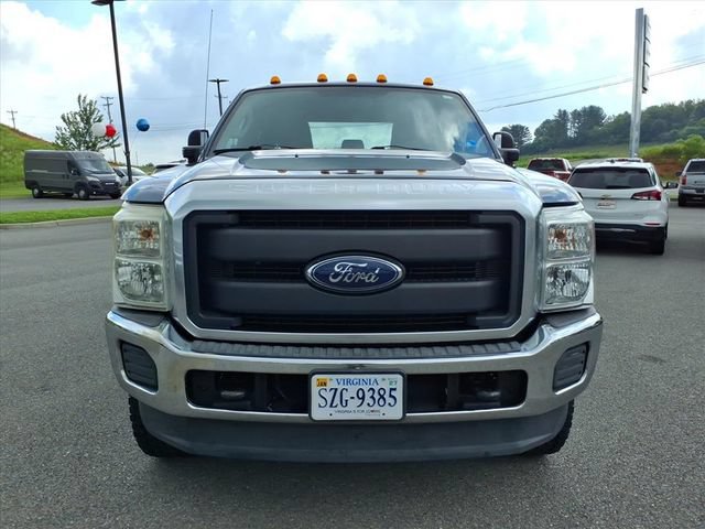 Used 2016 Ford F250 XL w/ XL Appearance Package AWD/4WD image 13