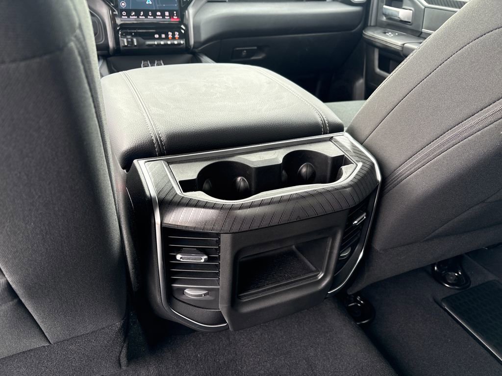 Used 2025 RAM 3500 Big Horn image 41