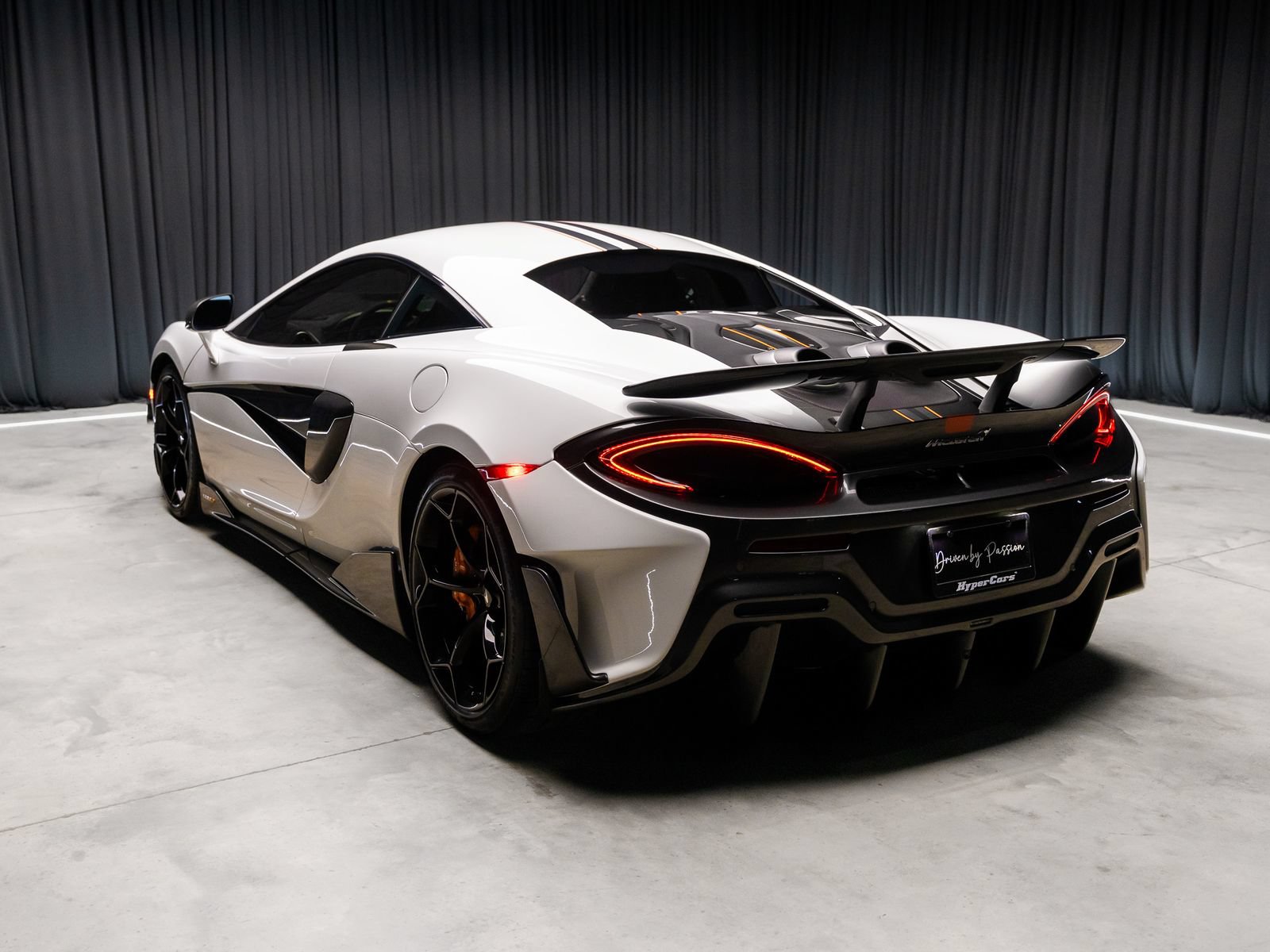 Used 2019 McLaren 600LT RWD image 40