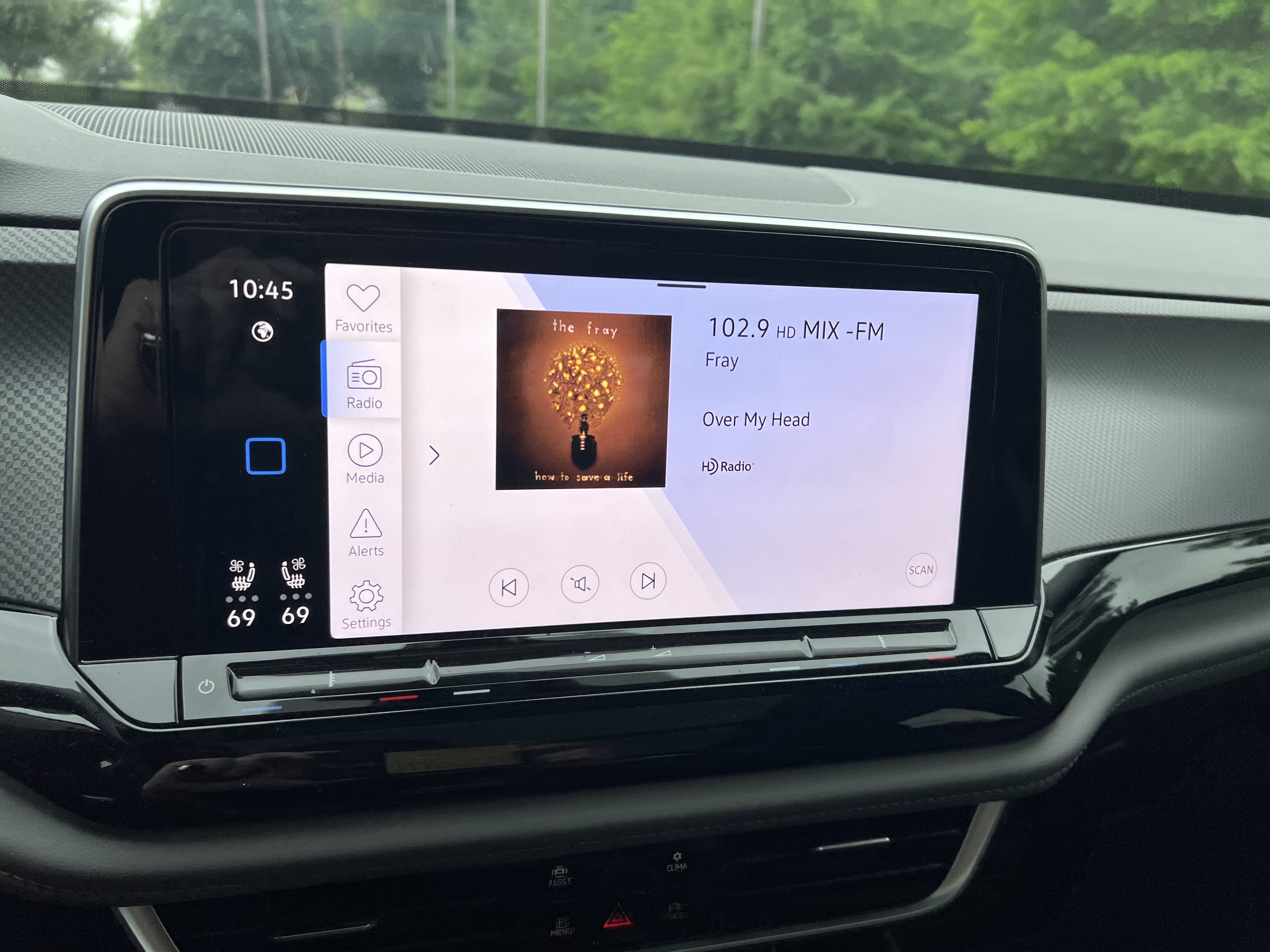 Certified 2024 Volkswagen Atlas Peak Edition SE AWD/4WD image 14
