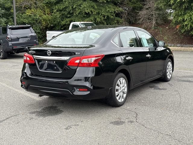 Used 2017 Nissan Sentra SV w/ Driver's Assist Package FWD image 2