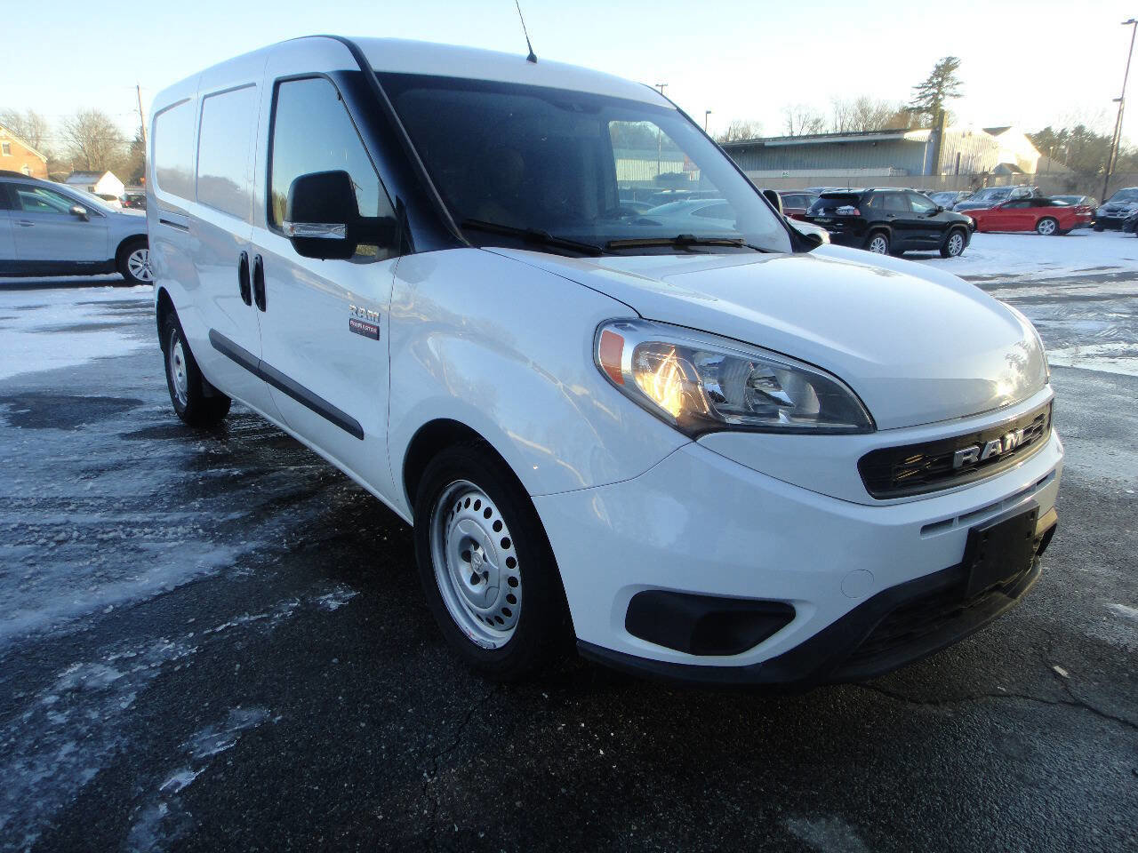 Used 2022 RAM ProMaster City Wagon image 3