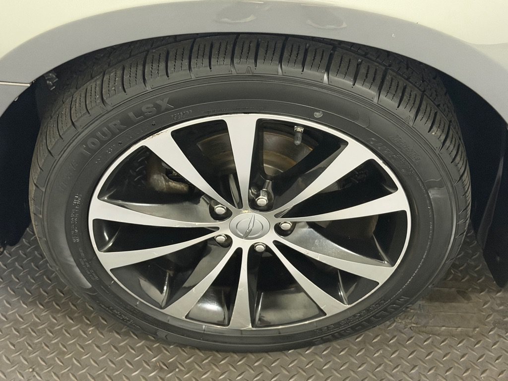 Used 2011 Chrysler 200 S FWD image 19