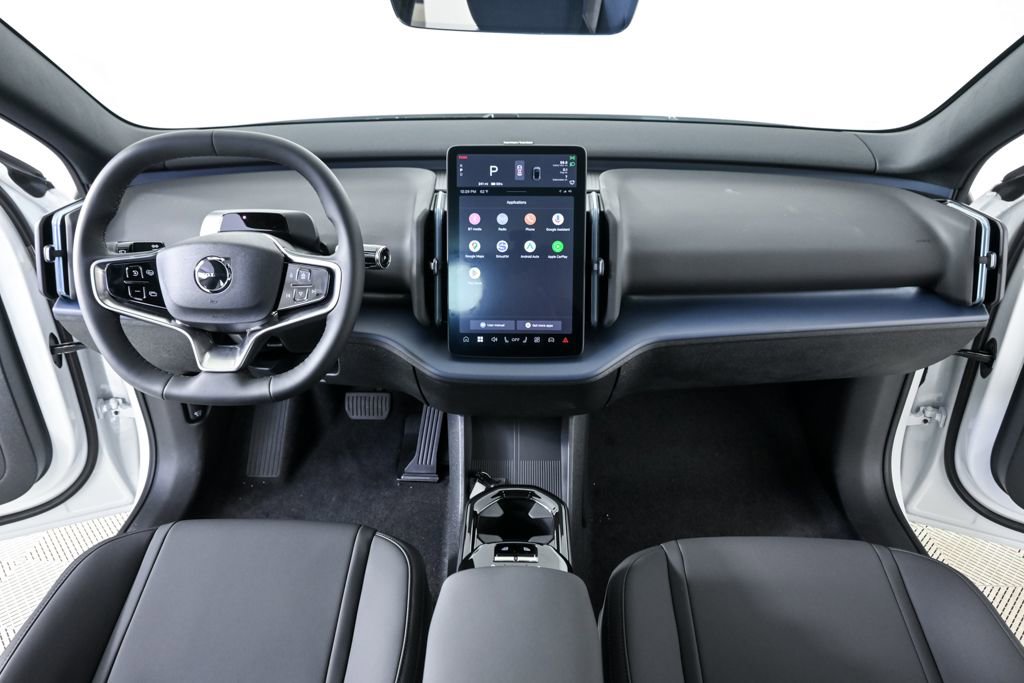 New 2026 Volvo EX30 Cross Country Ultra w/ Protection Package Premier AWD/4WD image 17