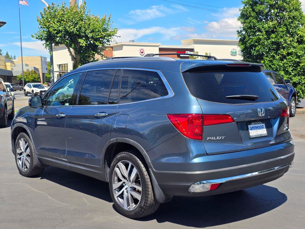 Used 2018 Honda Pilot Touring image 15