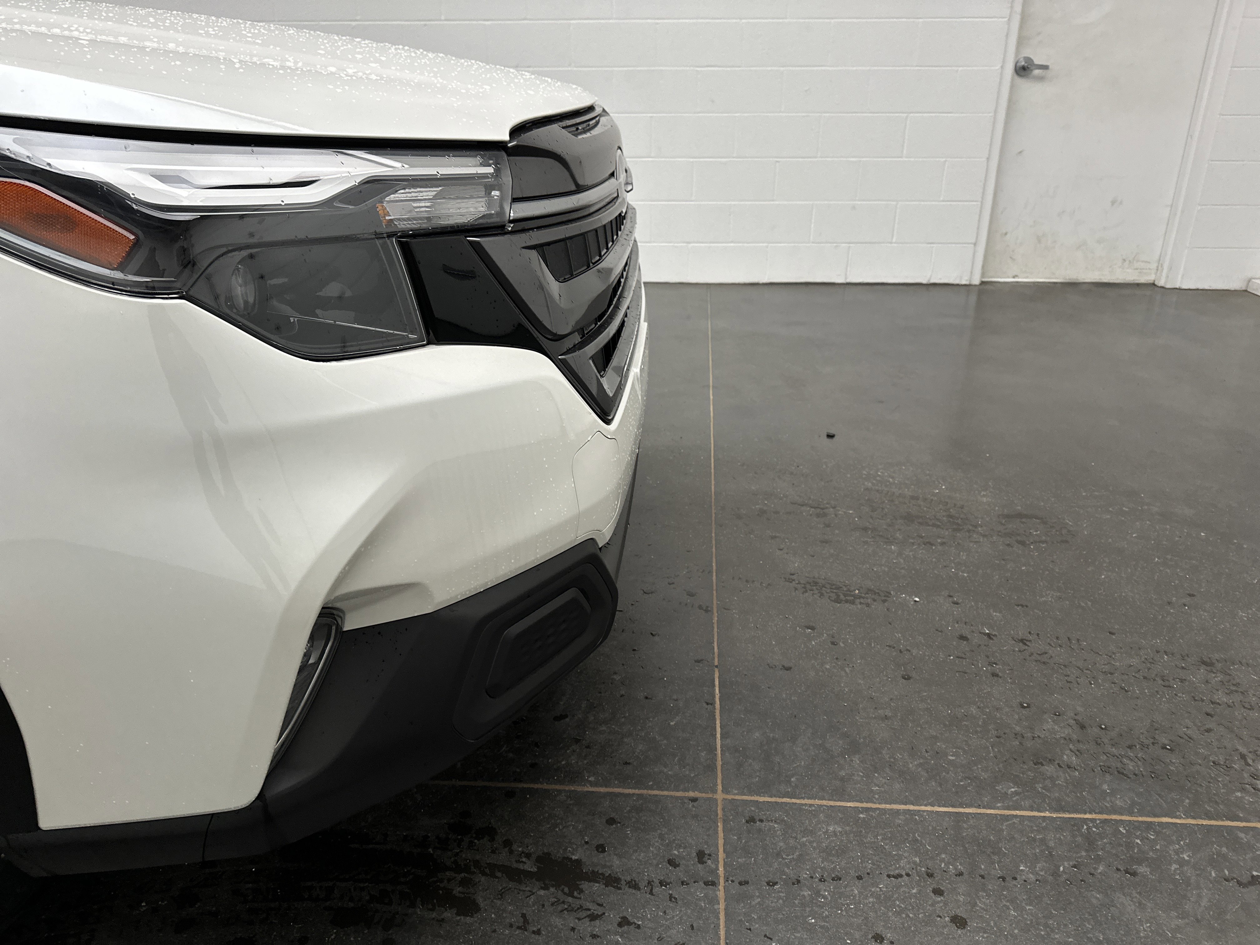 Used 2025 Subaru Forester Premium w/ Convenience Package #1 image 2