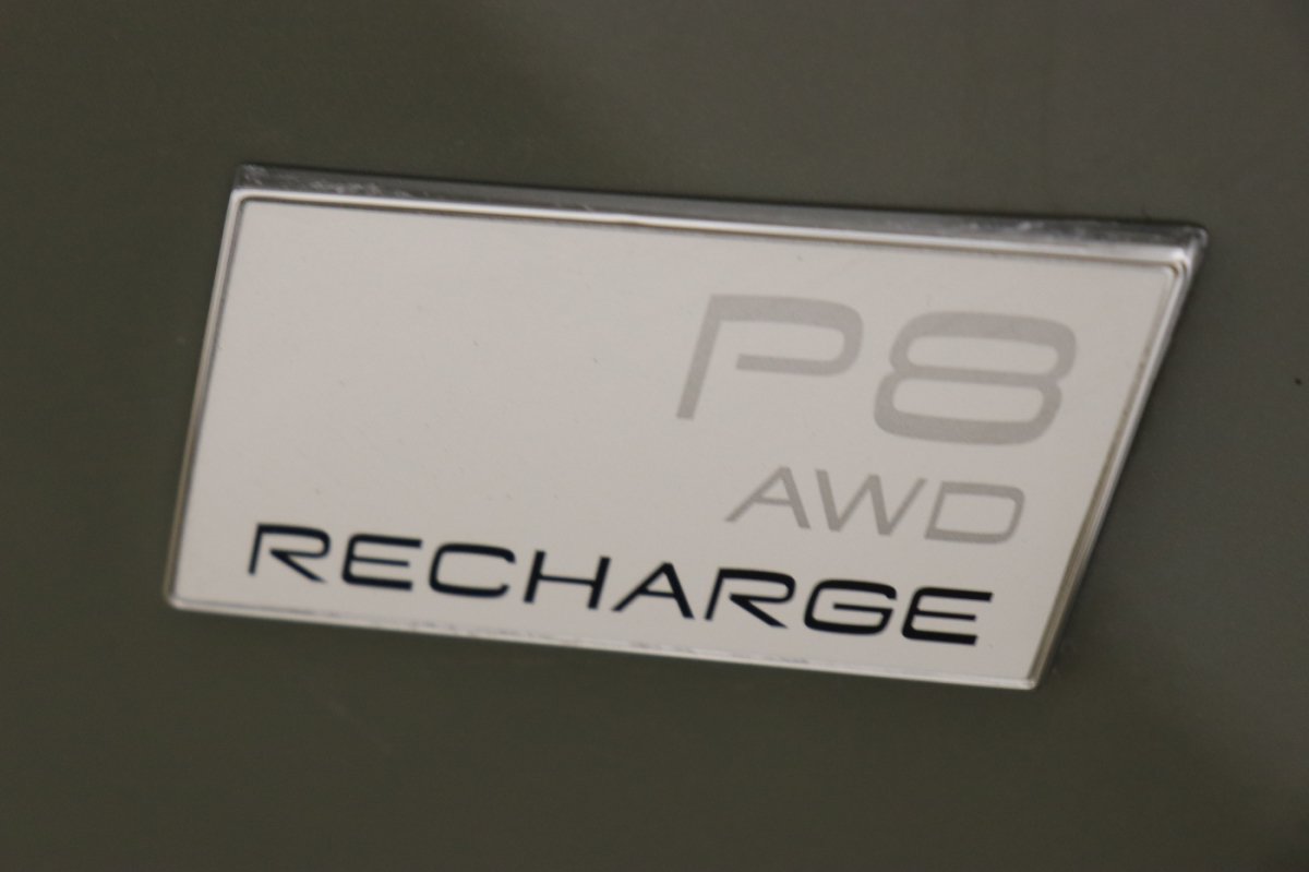 Used 2021 Volvo XC40 P8 Recharge AWD/4WD image 4