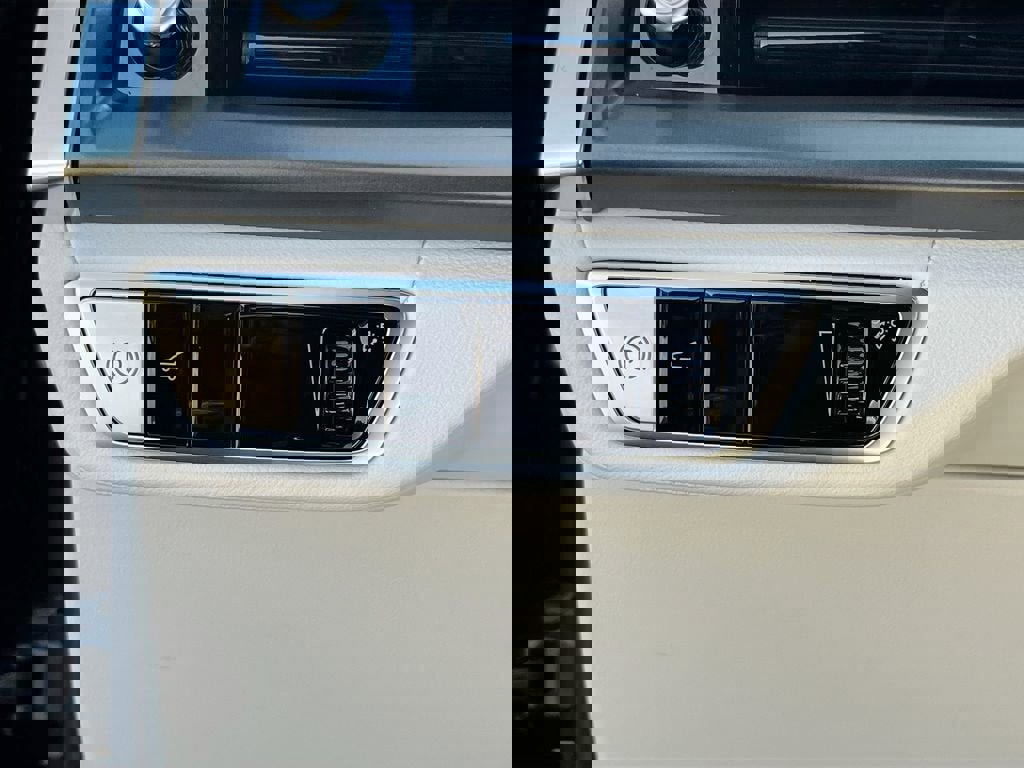 New 2026 Cadillac Vistiq Luxury image 10