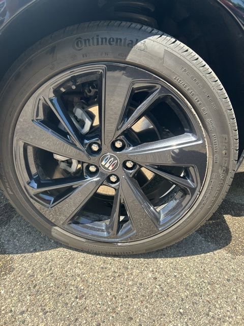 Used 2025 Buick Envision Sport Touring AWD/4WD image 7