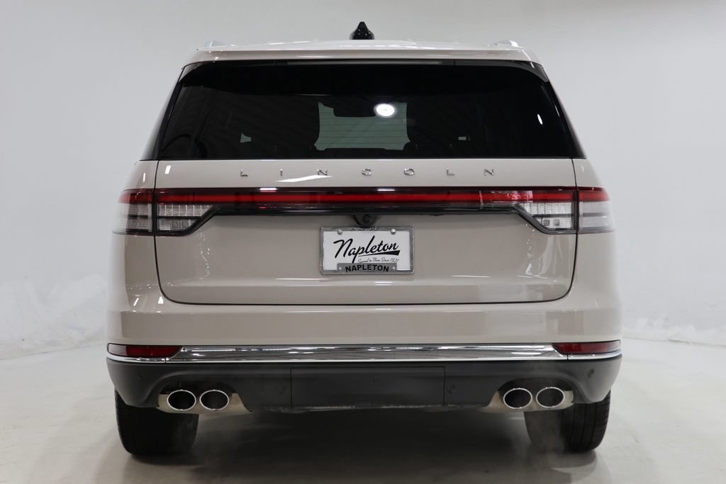 Used 2025 Lincoln Aviator Reserve w/ Illumination Package AWD/4WD image 7