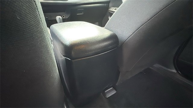 Used 2018 Toyota RAV4 LE image 20