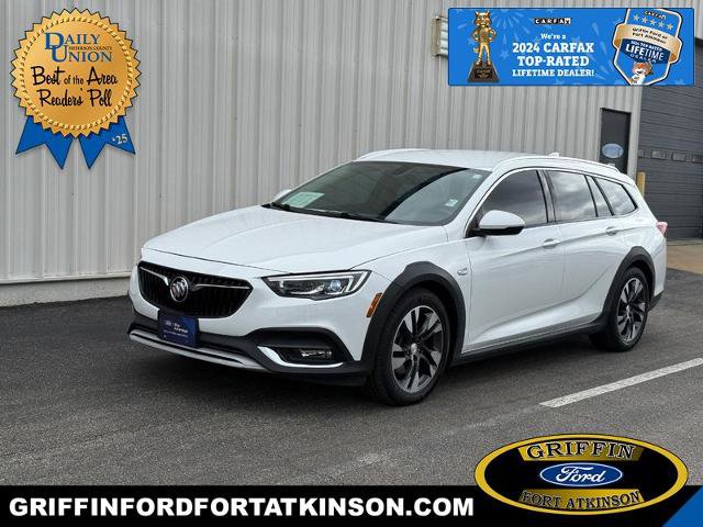 Used 2018 Buick Regal Essence w/ Driver Confidence Package #1