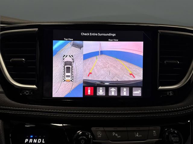 New 2026 Chrysler Pacifica Limited w/ S Appearance Package image 11