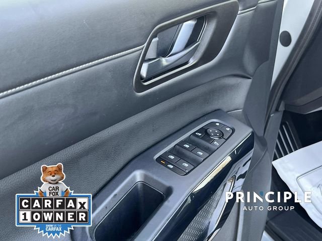 Used 2024 Nissan Pathfinder SV image 13
