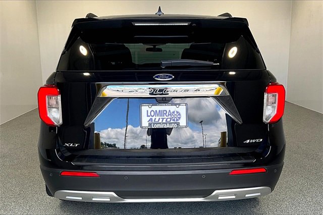 Used 2023 Ford Explorer XLT image 6