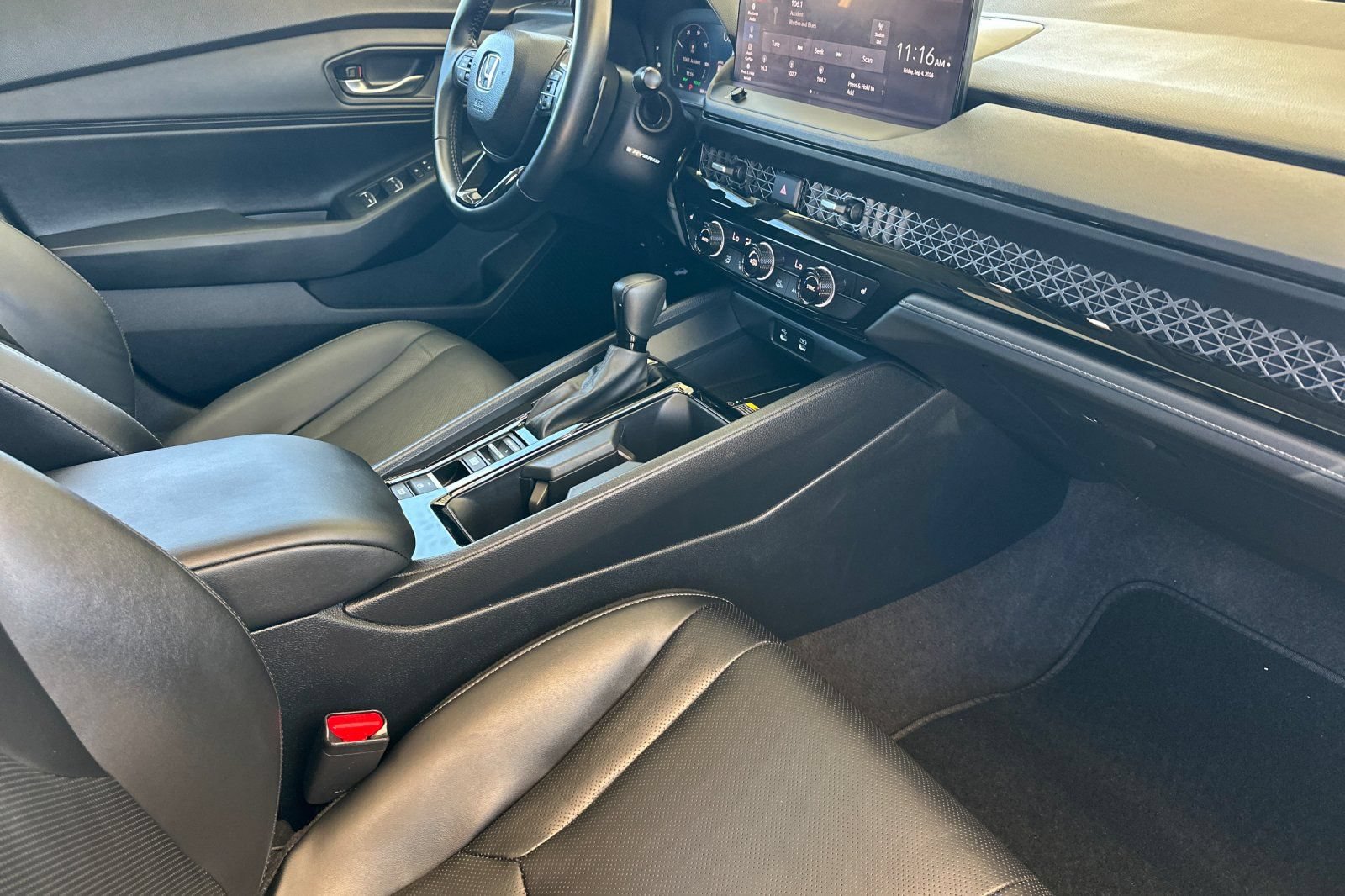 Used 2025 Honda Accord EX-L image 15