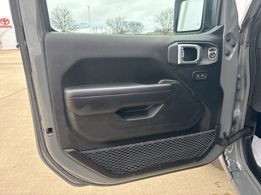 Used 2018 Jeep Wrangler Unlimited Sport S image 16