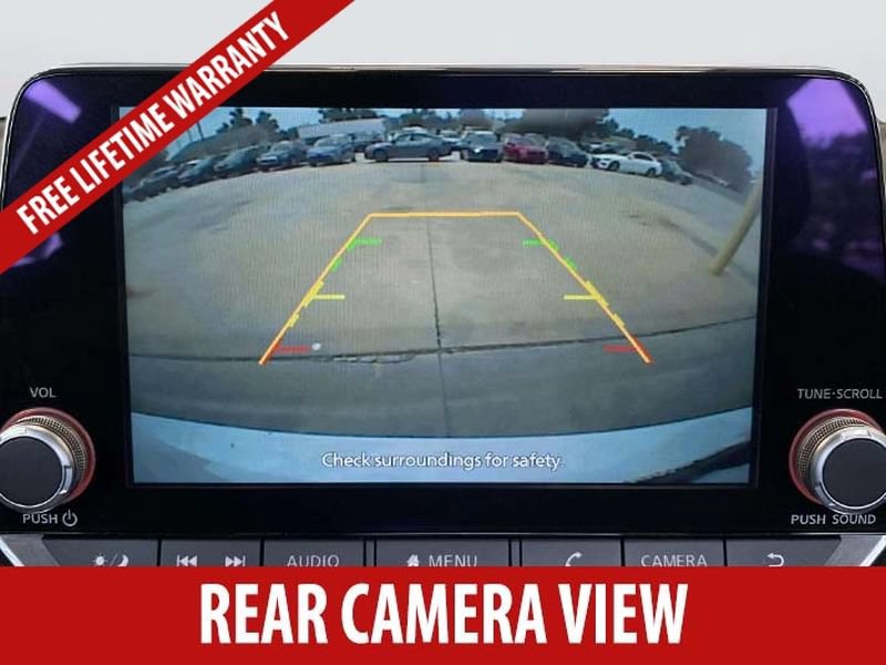 Used 2024 Nissan Sentra SV FWD image 12