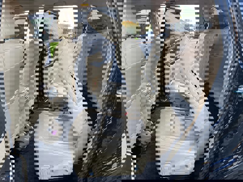 Used 2016 Toyota Highlander Limited image 42