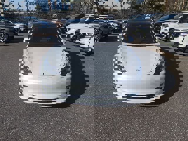 Used 2022 Tesla Model 3 Long Range image 3