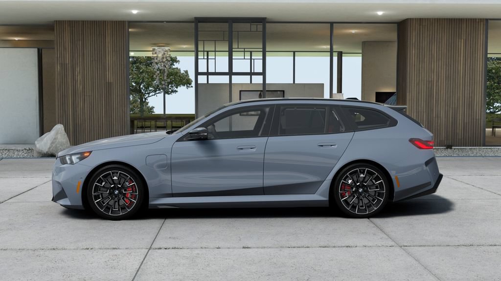 New 2027 BMW M5 Touring AWD/4WD image 30