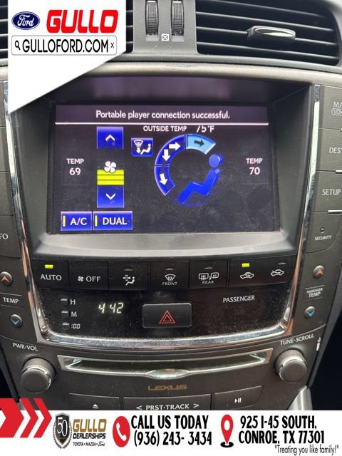 Used 2013 Lexus IS 250C w/ Luxury Pkg RWD image 7