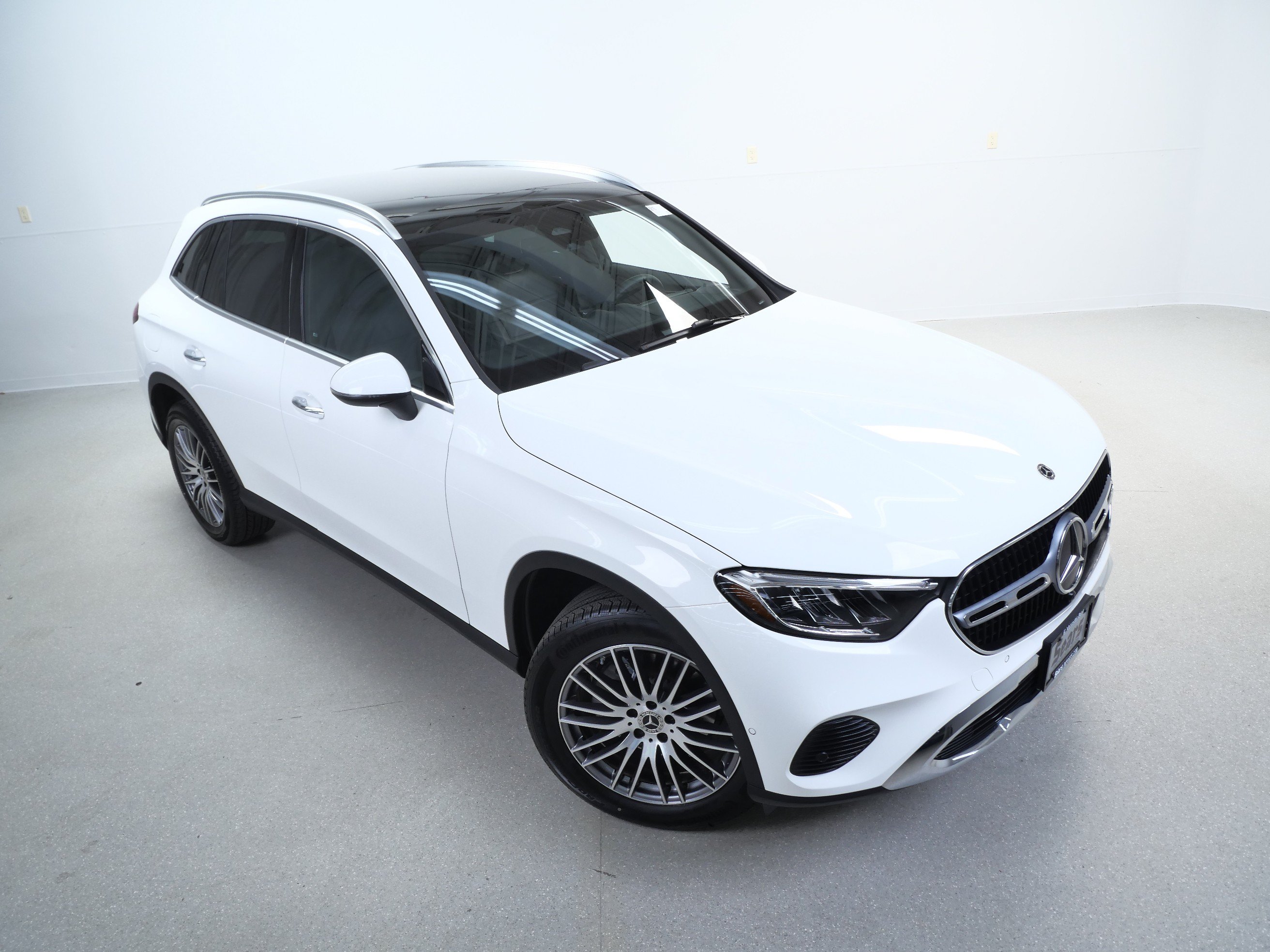 Certified 2026 Mercedes-Benz GLC 300 4MATIC image 4