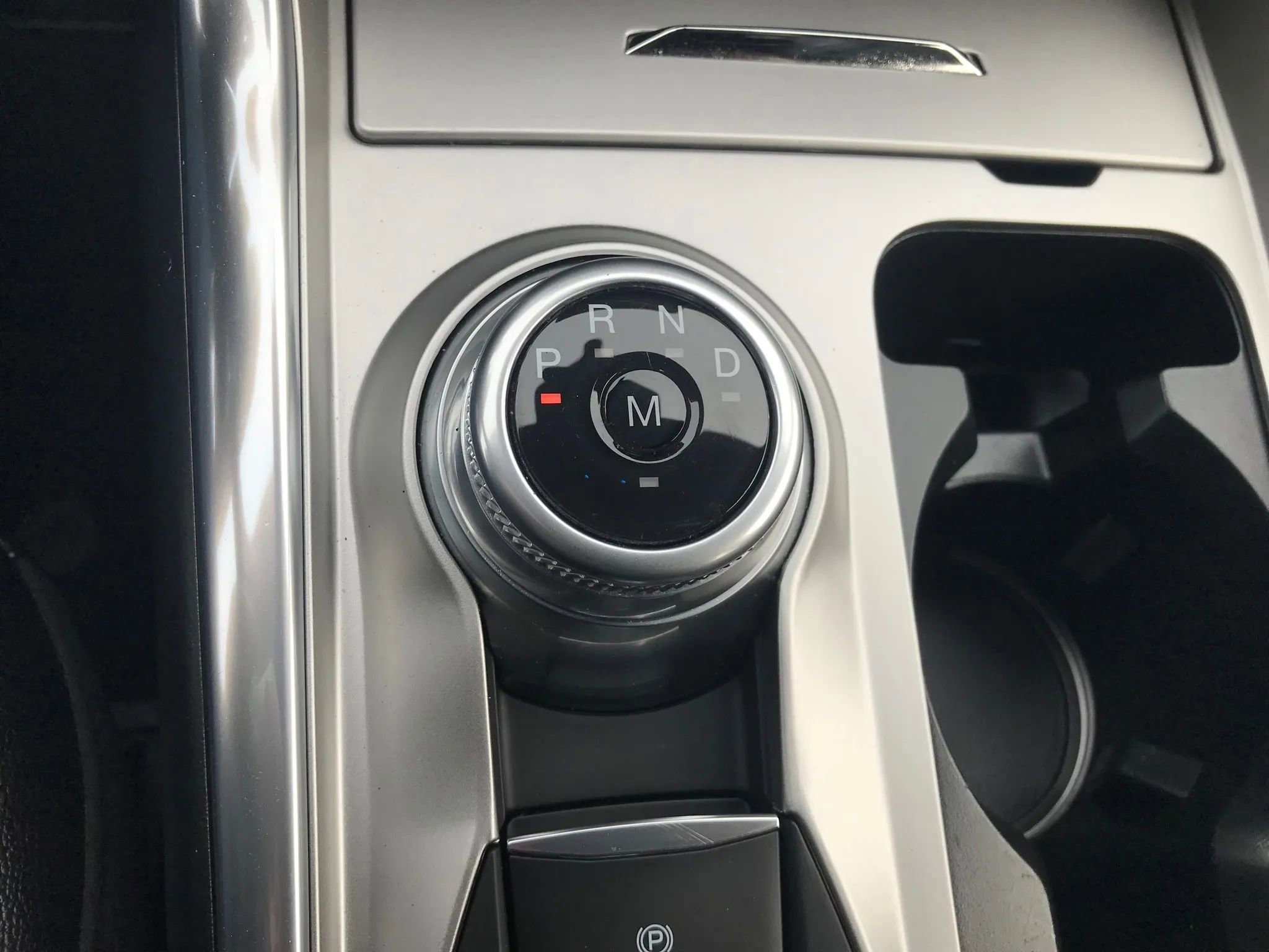 Used 2020 Ford Explorer Limited w/ Class III Trailer Tow Package image 29