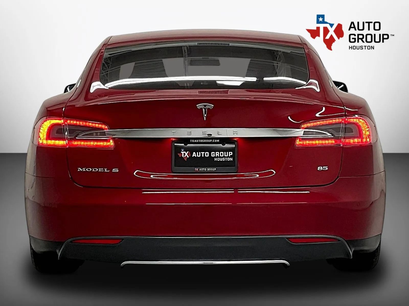 Used 2014 Tesla Model S 85 RWD image 7