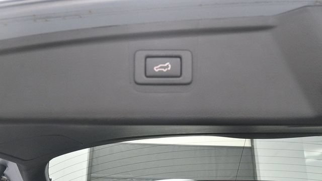 Used 2019 Subaru Outback 2.5i Limited AWD/4WD image 16