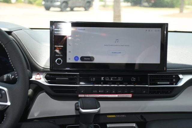 New 2026 Toyota Sienna XSE FWD image 9