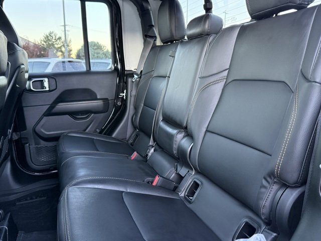 New 2025 Jeep Gladiator Sport image 25