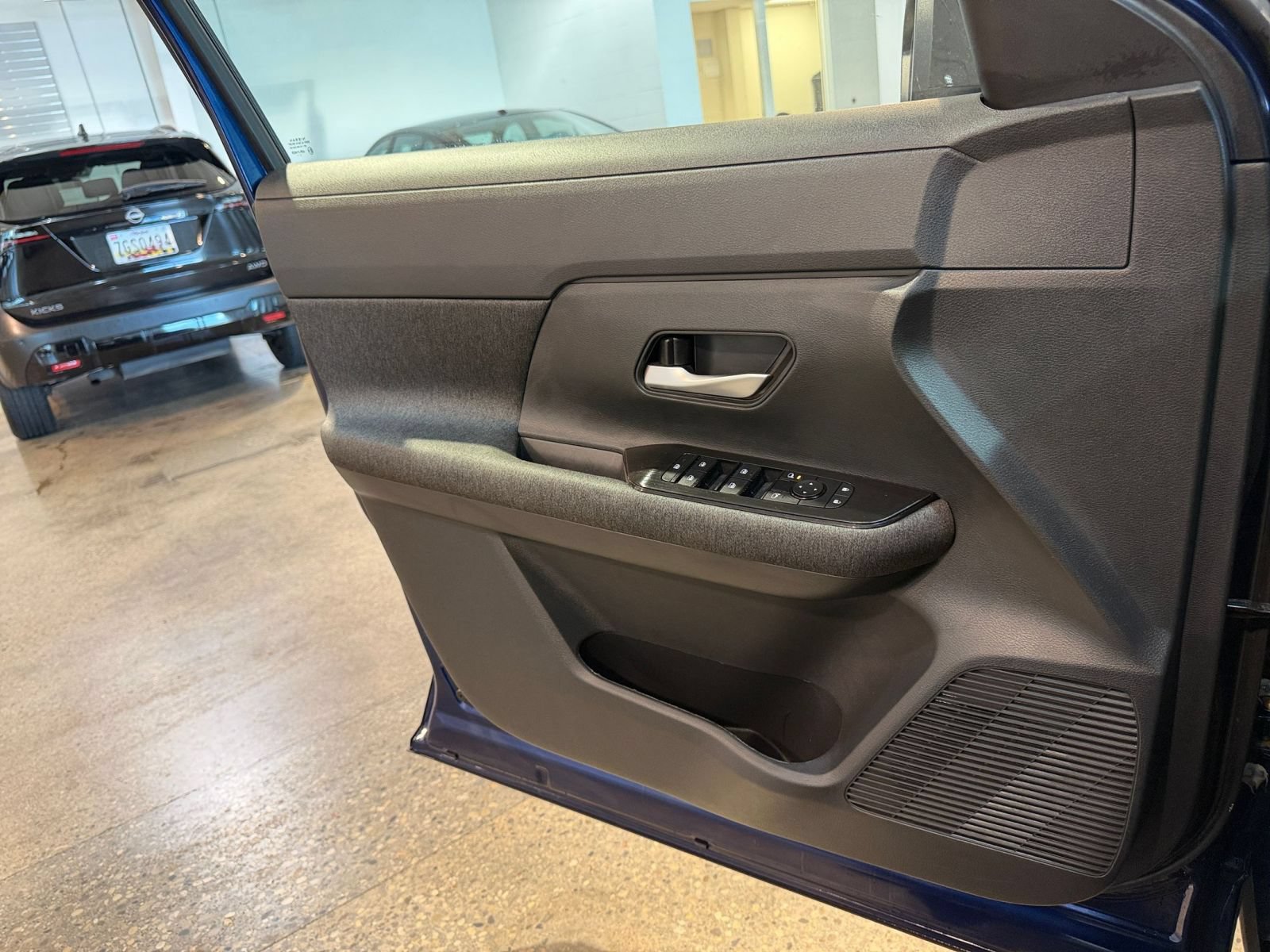 Used 2026 Nissan Kicks SV FWD image 18