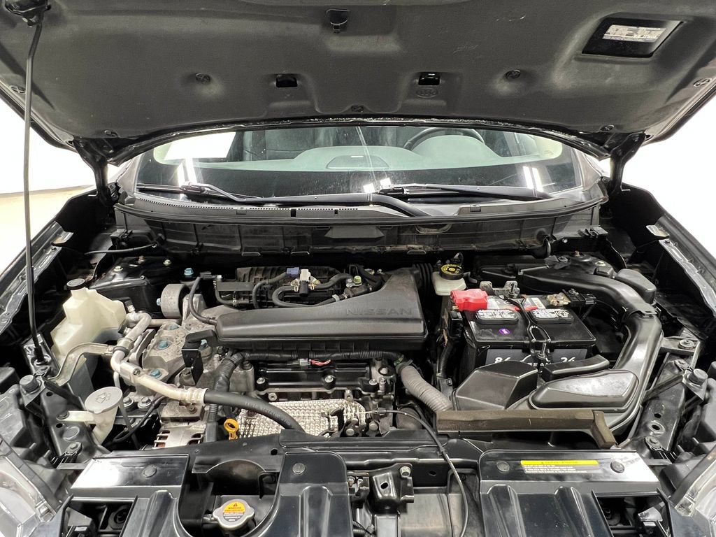 Used 2018 Nissan Rogue SL w/ Premium Package FWD image 28