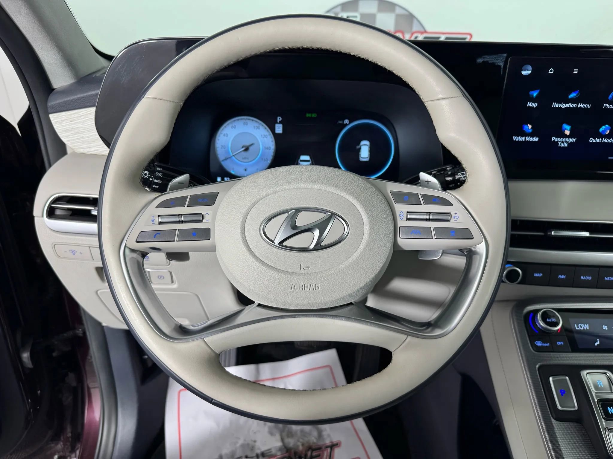 Used 2023 Hyundai Palisade Calligraphy w/ Cargo Package image 13