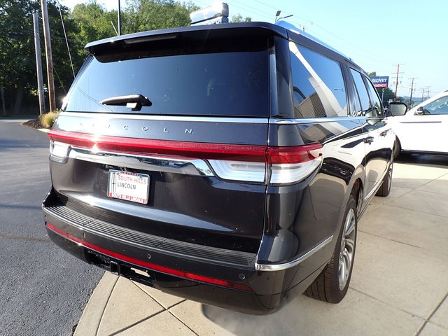 Certified 2024 Lincoln Navigator L Reserve image 6